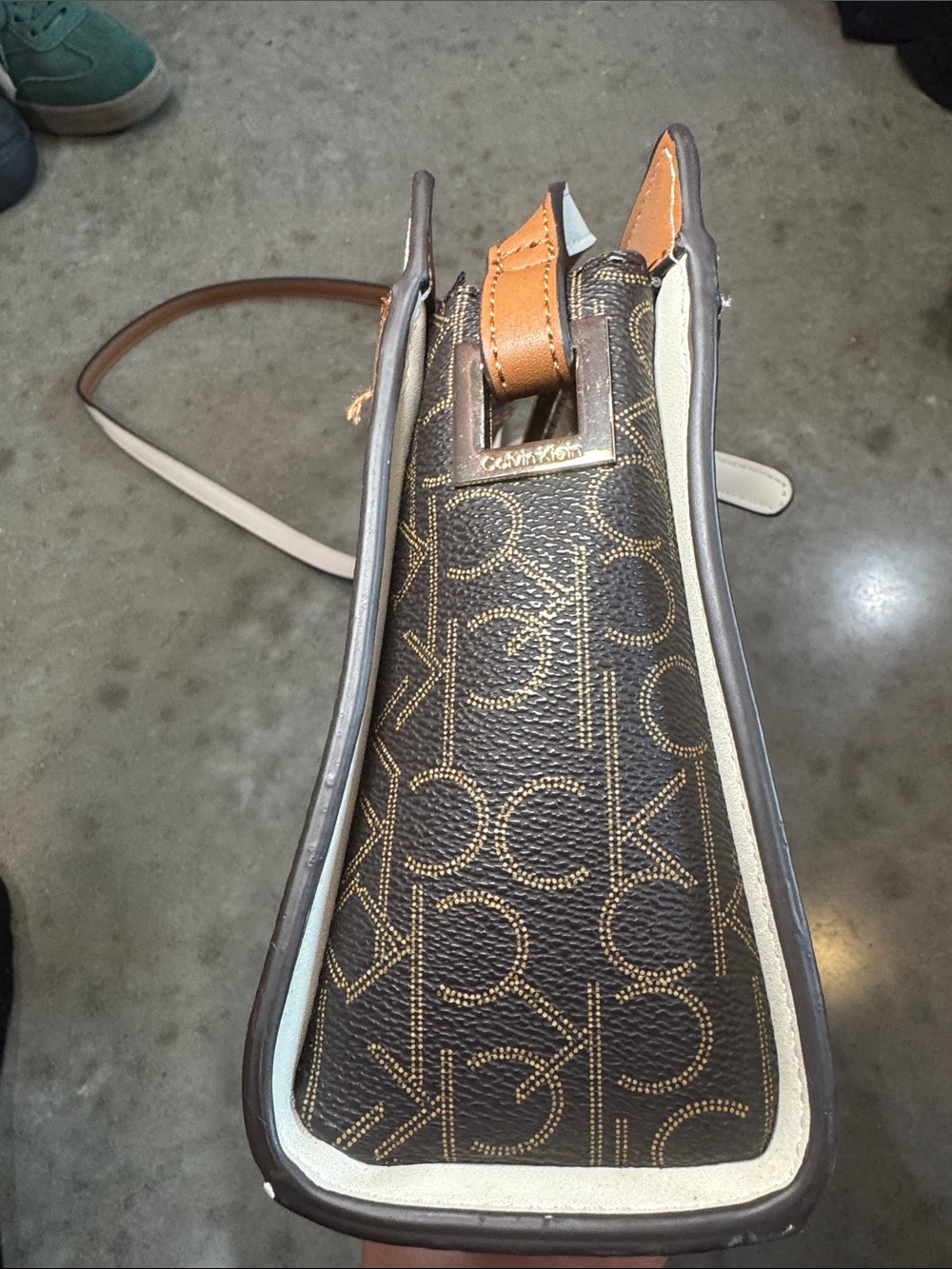 Calvin Klein purse - Picture 5 of 7